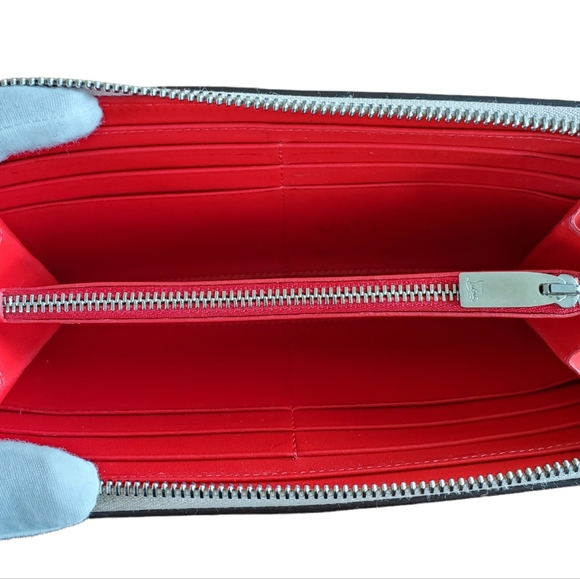 Christian Louboutin long wallet - Picture 4 of 11